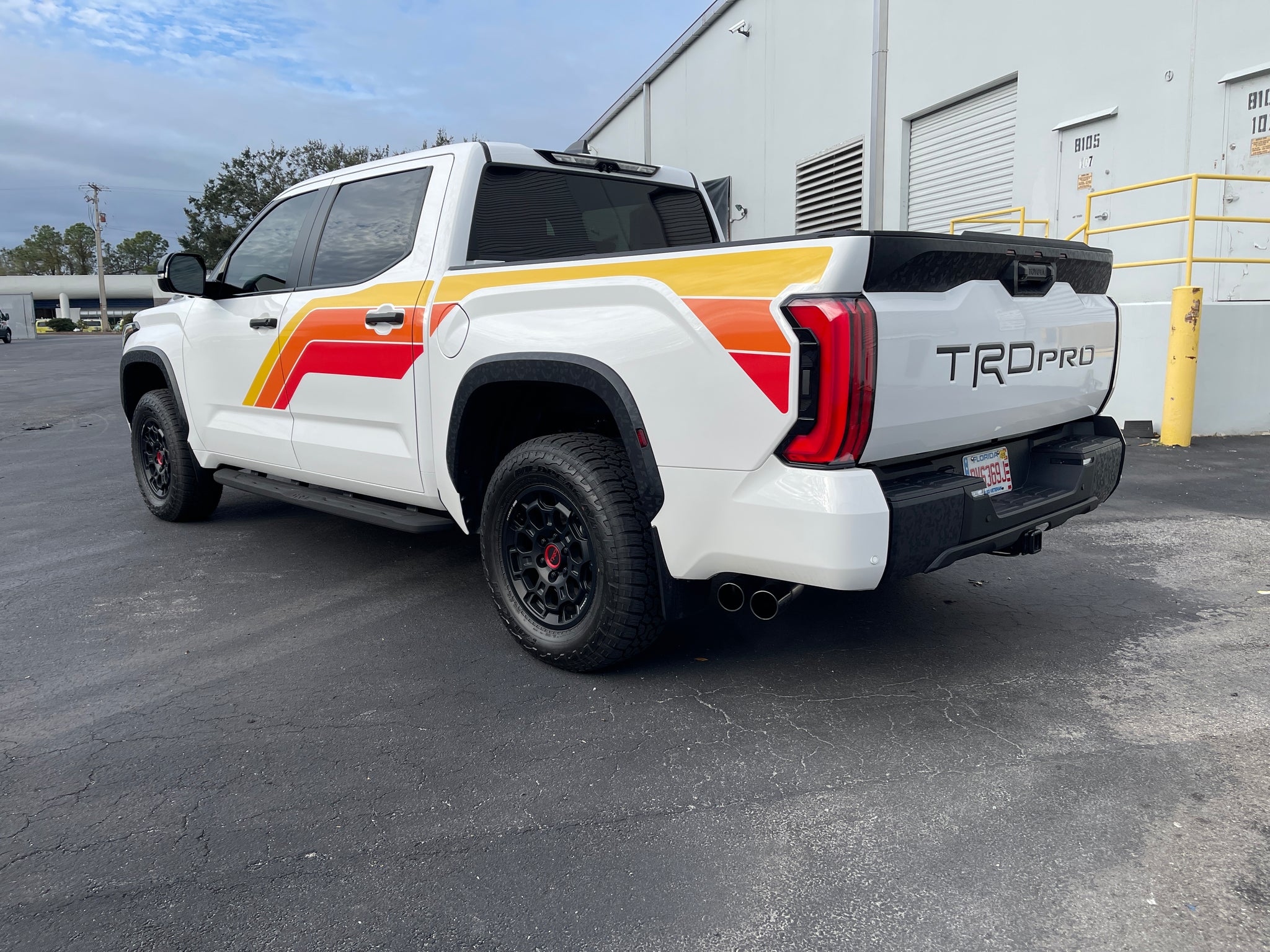 Toyota Tundra Heritage Stripes – Redline Design.tv